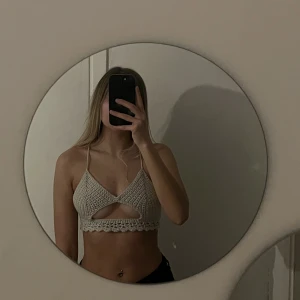 Virkad topp - Kan göras i andra färger och storlekar💕 