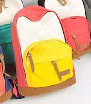 Kanvas Ryggsäck  - Mått 40*27*13cm  Frakt 59kr