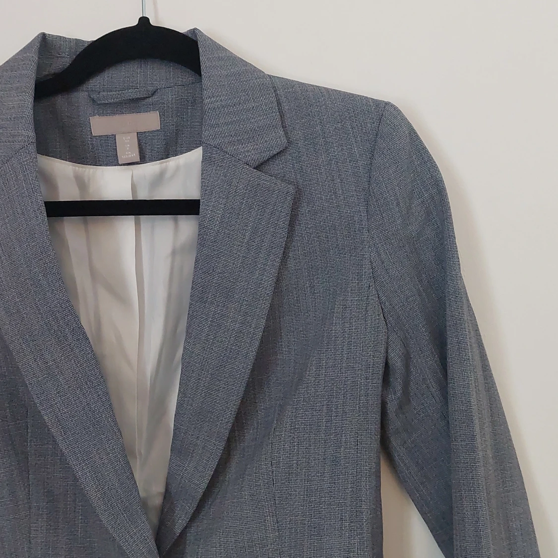 Figursydd kostym  - 43