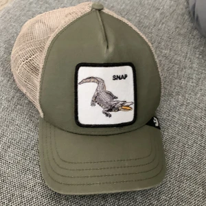 Keps gorinbros - Keps som knappt är använd, inte sönder någonstans. Köpt för 499 kr