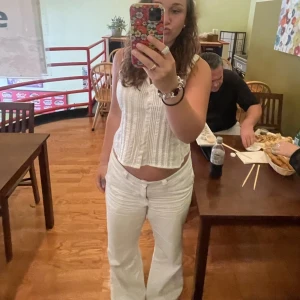 Vintage tröja  - Köpt secondhand i usa. Somrig och vintage. 