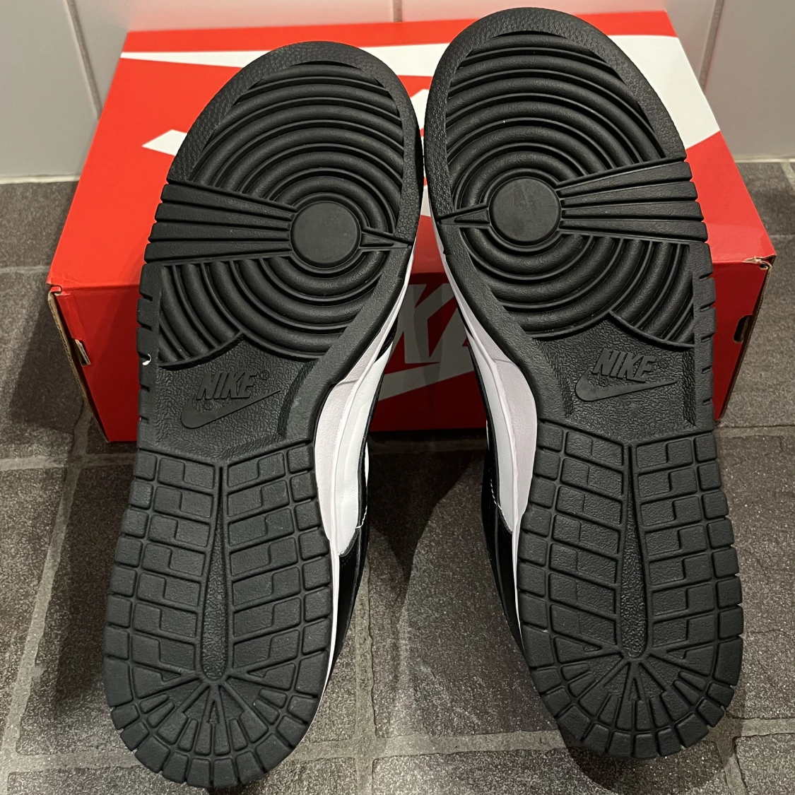 Stl. 45 - Dunk Low ”Panda” - 91