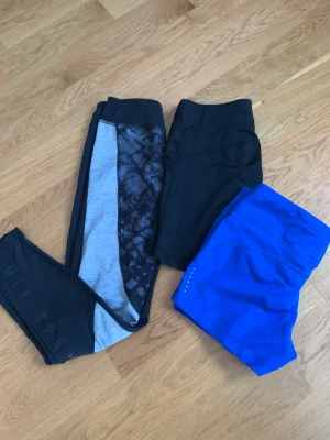 Träningsleggings strl S - Använda men i mycket gott skick. 