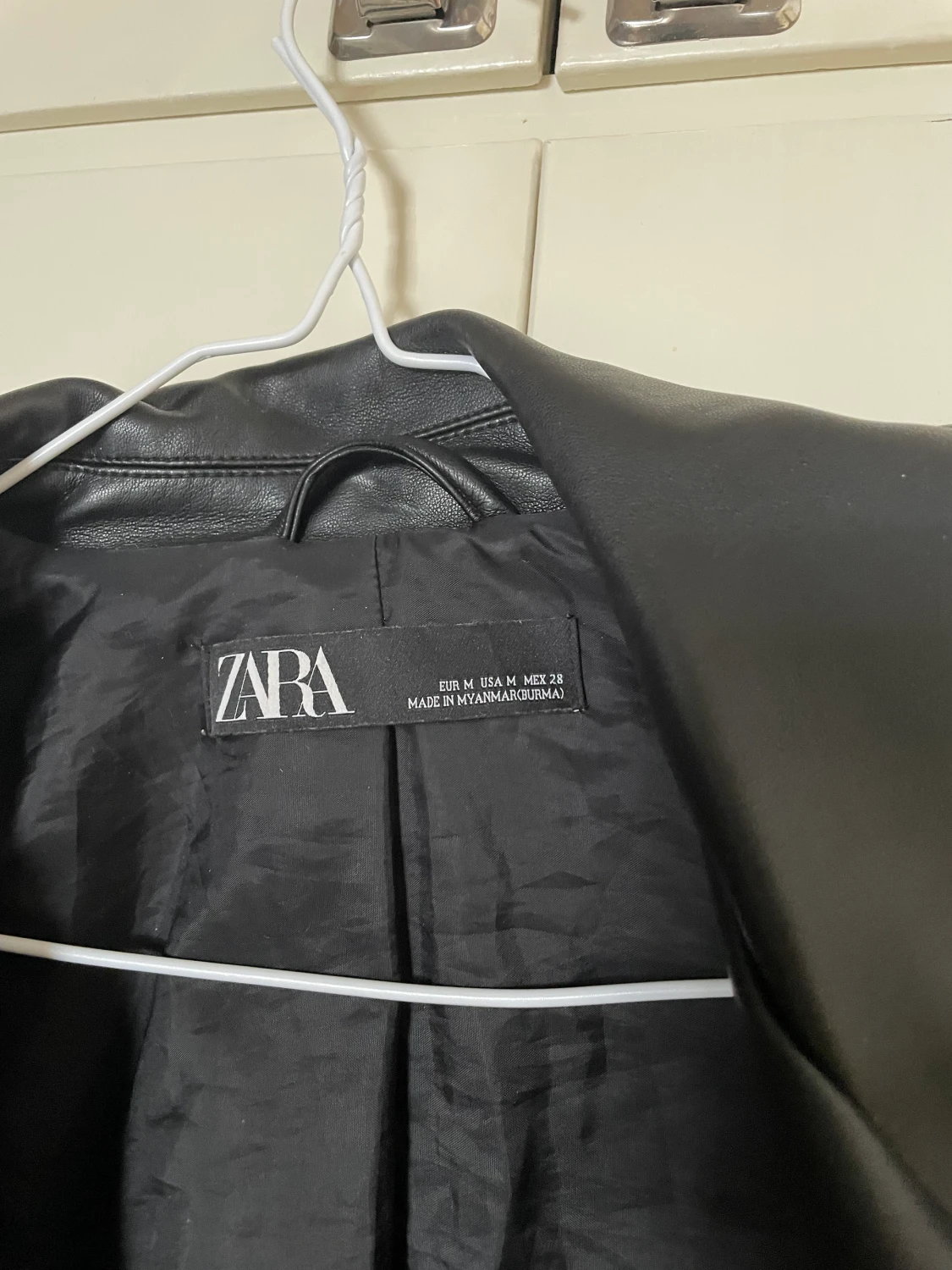 Zara skinnjacka  - 90