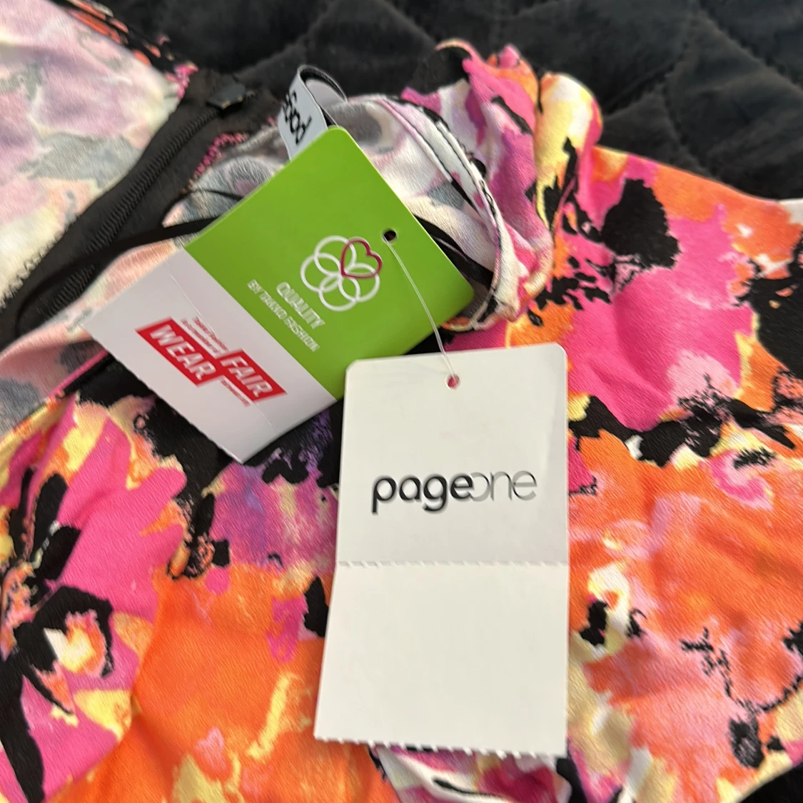 Somrig klänning. Prislapp på! - 91