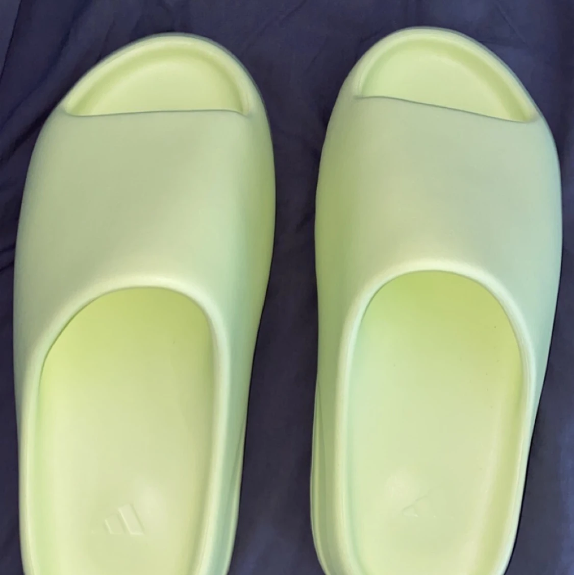 Yeezy slides green - 90