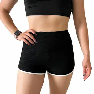 helt nya svarta texturerade shorts.  Perfekt att ha på sommaren, hemma eller till träningen