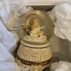 Dior Accessoar  - Fin antik 💫från dior accessoar, köpte från Tyskland 🌸 Med dior box🤍