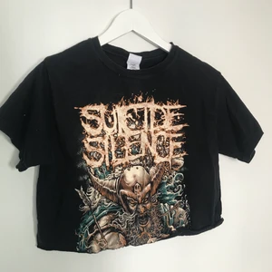 Suicide Silence  - Suicide Silence T-shirt  Storlek M Avklippt med mening 