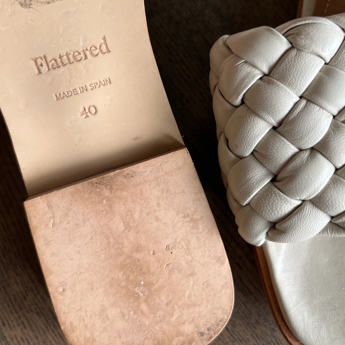 Beige Flattered Sandals 40 - 91