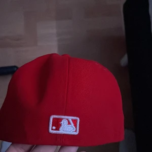 New era keps röd - 7 1/4 (57.7cm) använd 2 ggr