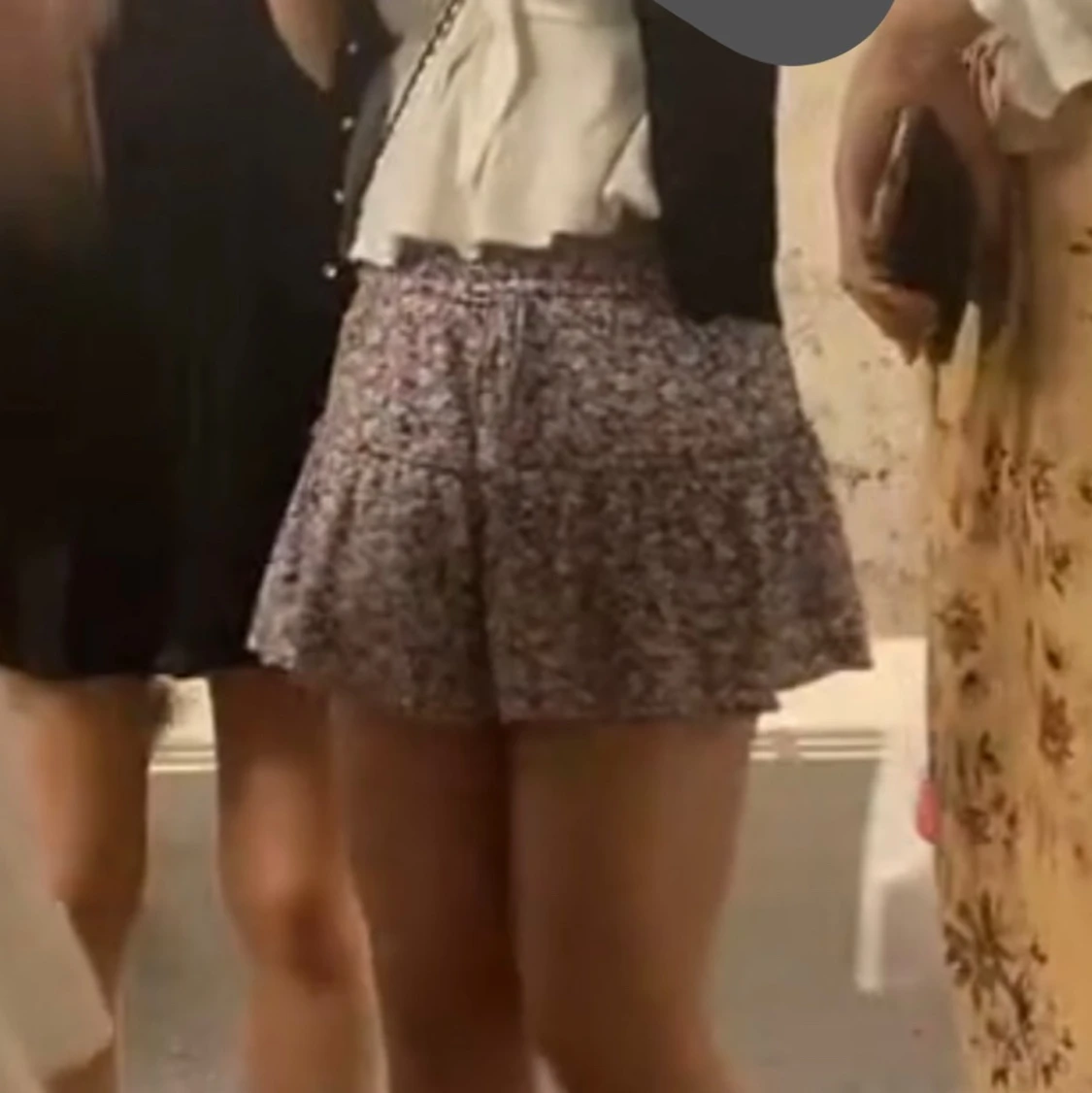 Blommig zara kjol  - 90