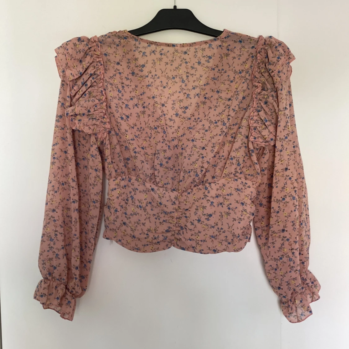 Blommig rosa blus från Shien strl S - 90