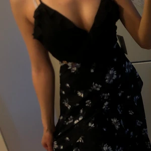 Klänning  - Från bubbleroom, aldrig använd 