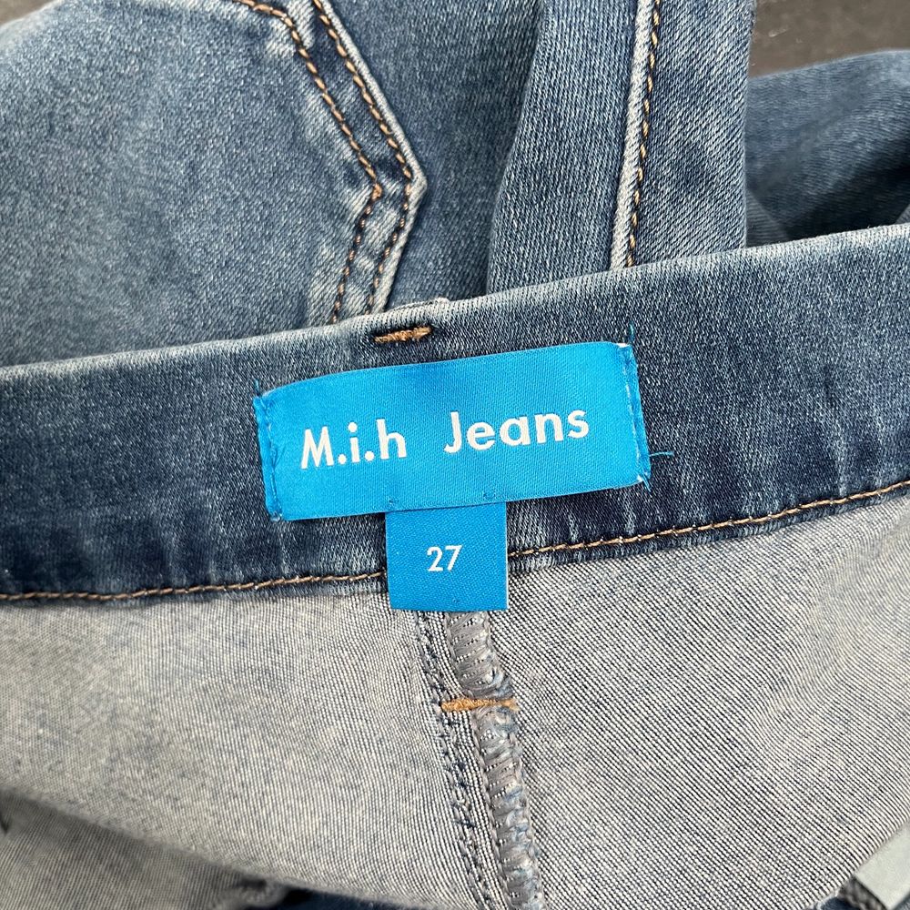 Made in heaven jeans i fint skick. Köpta på sellpy men aldrig använda av mig, och fint skick sen tidigare ägare. Utsvängda / flare.. Jeans & Byxor.