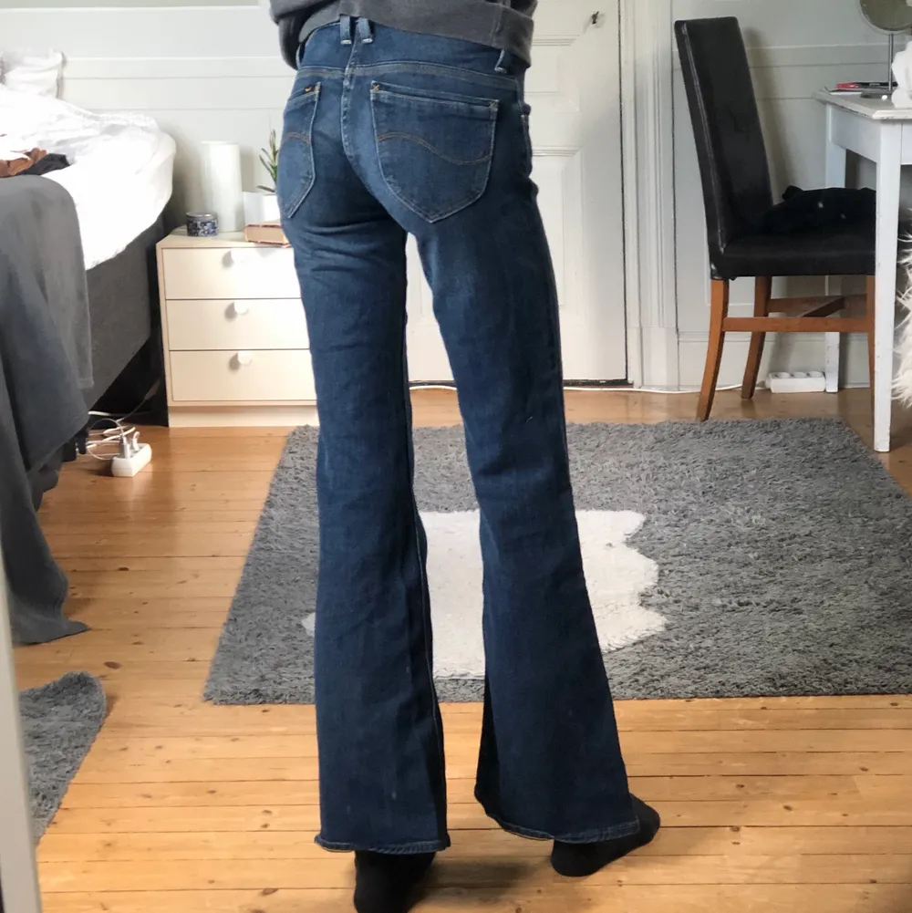 Bootcut jeans från lee. W25 L31. Aldrig använda. Jeans & Byxor.