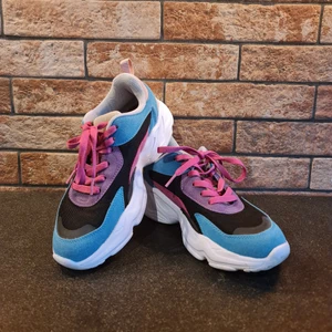 Colourful sneakers - Colourful sneakers in great condition, only worn once ✨ Size 39