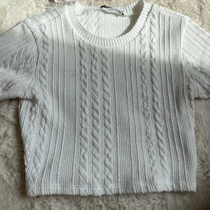 T-shirt - Hör av er vid frågor 💕