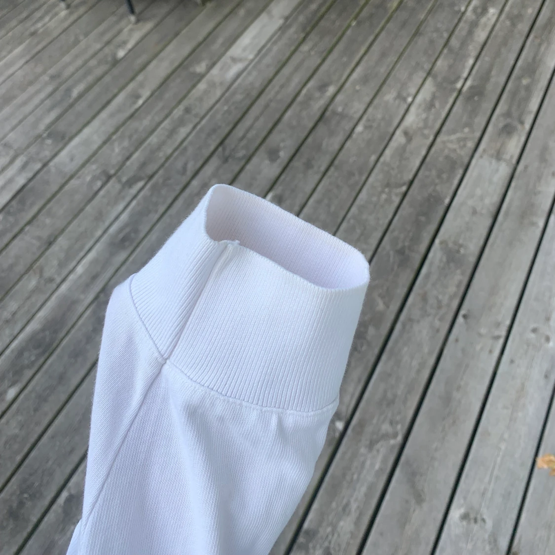 Skjort liknande tröja från Monki - 90