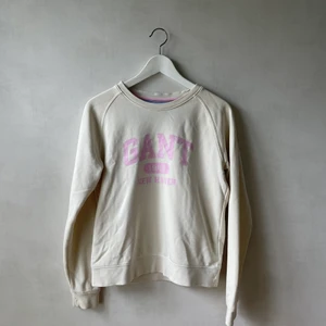 Gant Sweatshirt - Sweatshirt i fint skick. Nypris 600
