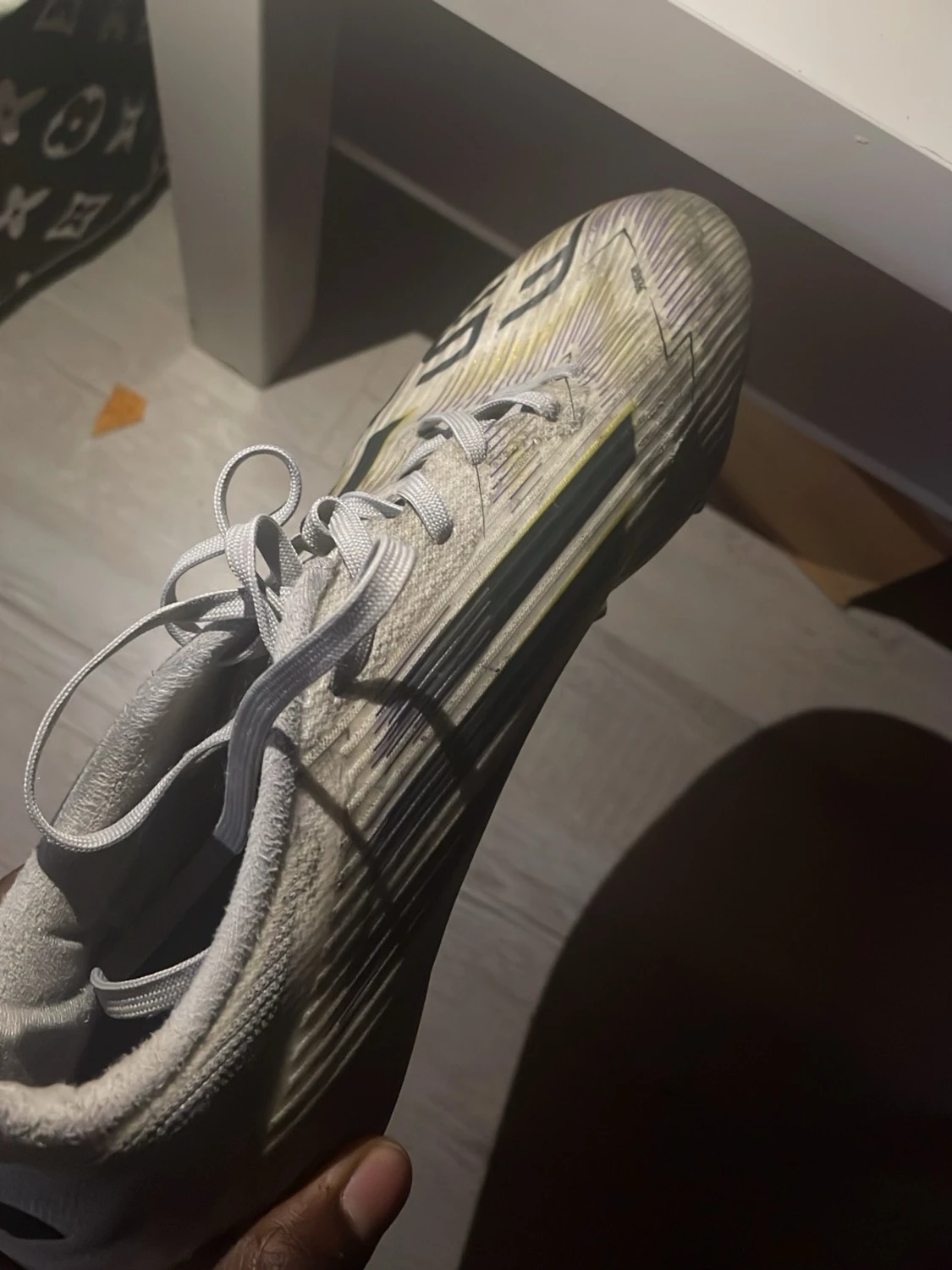 Adidas vita och gula fotbollsskor - 2