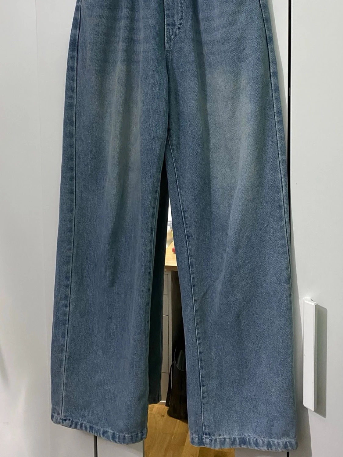 Blåa wide leg jeans