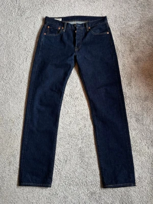 Levis 501  - W 30 L 32. I princip helt nya. 