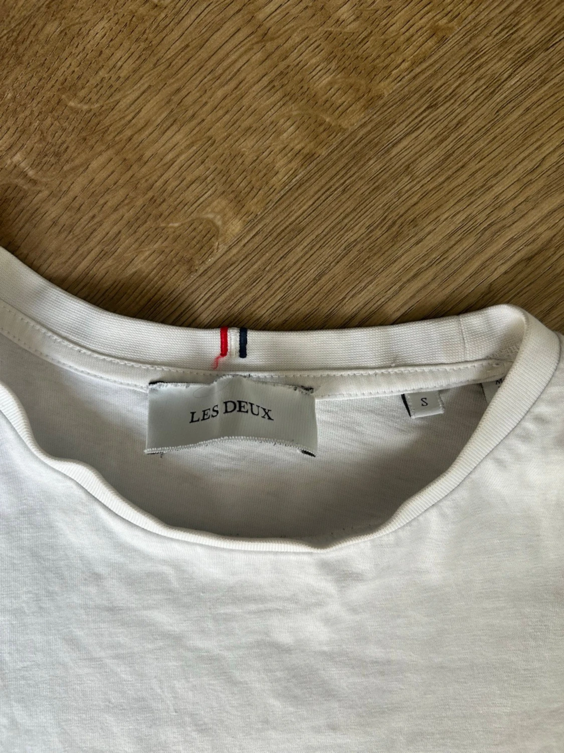 Vit t-shirt från Les Deux - 1