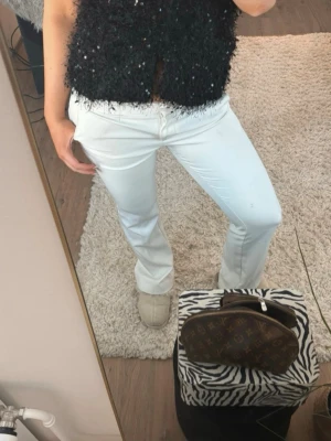 kostymbyxor - Vita kostymbyxor från Bik Bok