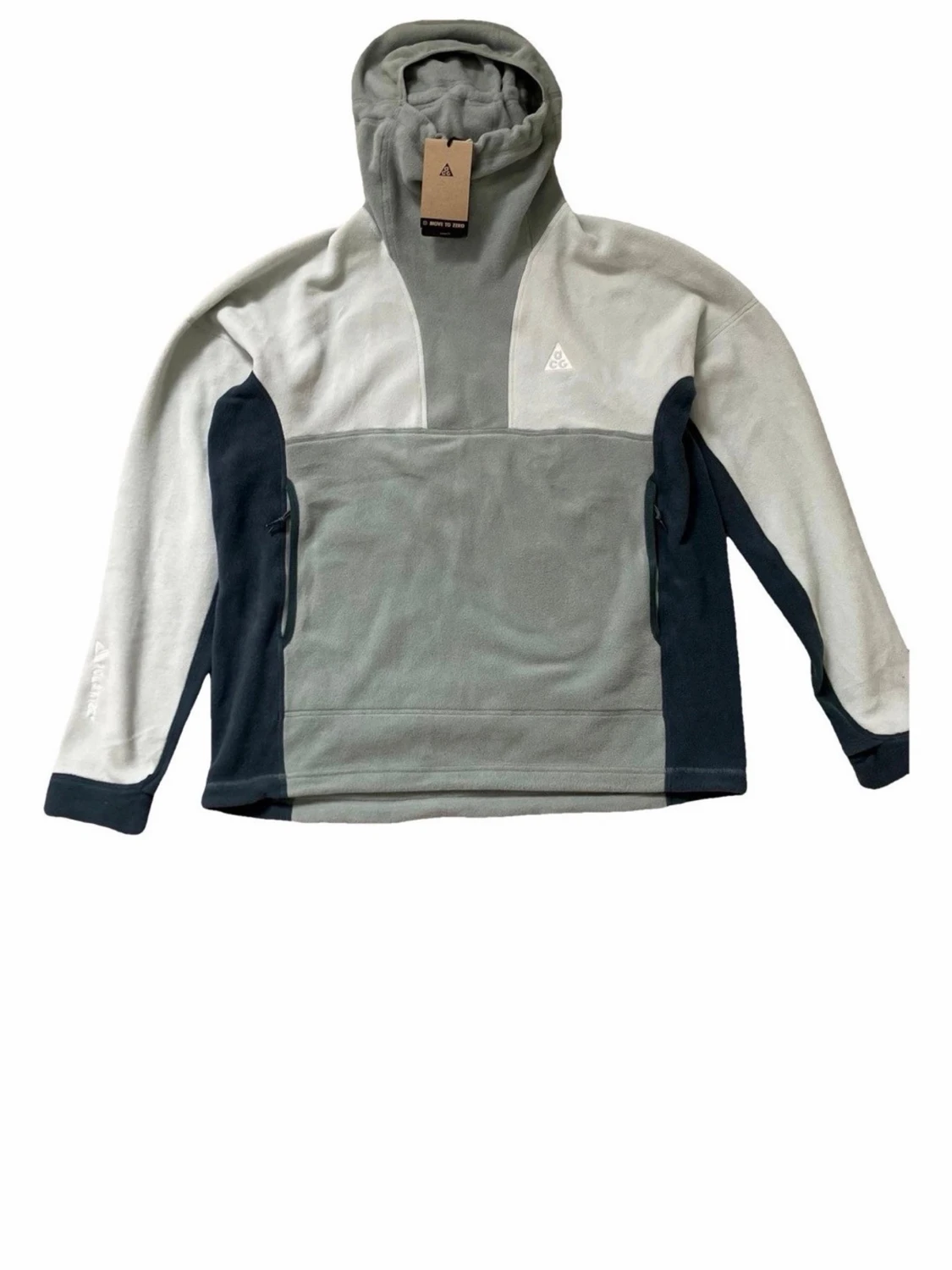 Nike ACG fleece hoodie i grått
