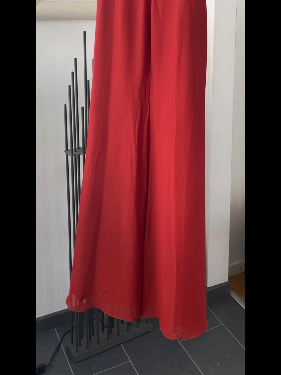 Vinröd långklänning med slits - 6