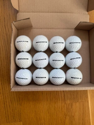 Srixon Q-star tour 12-pack golfbollar A/B-klass - Srixon Q-star tour 12-pack golfbollar A/B-klass