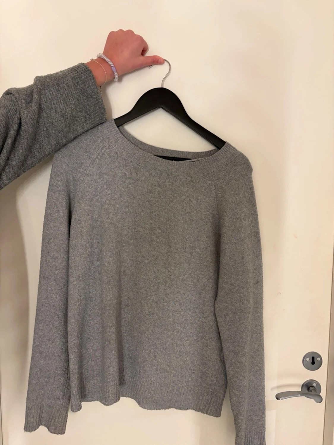 Grå basic stickad tröja - 1