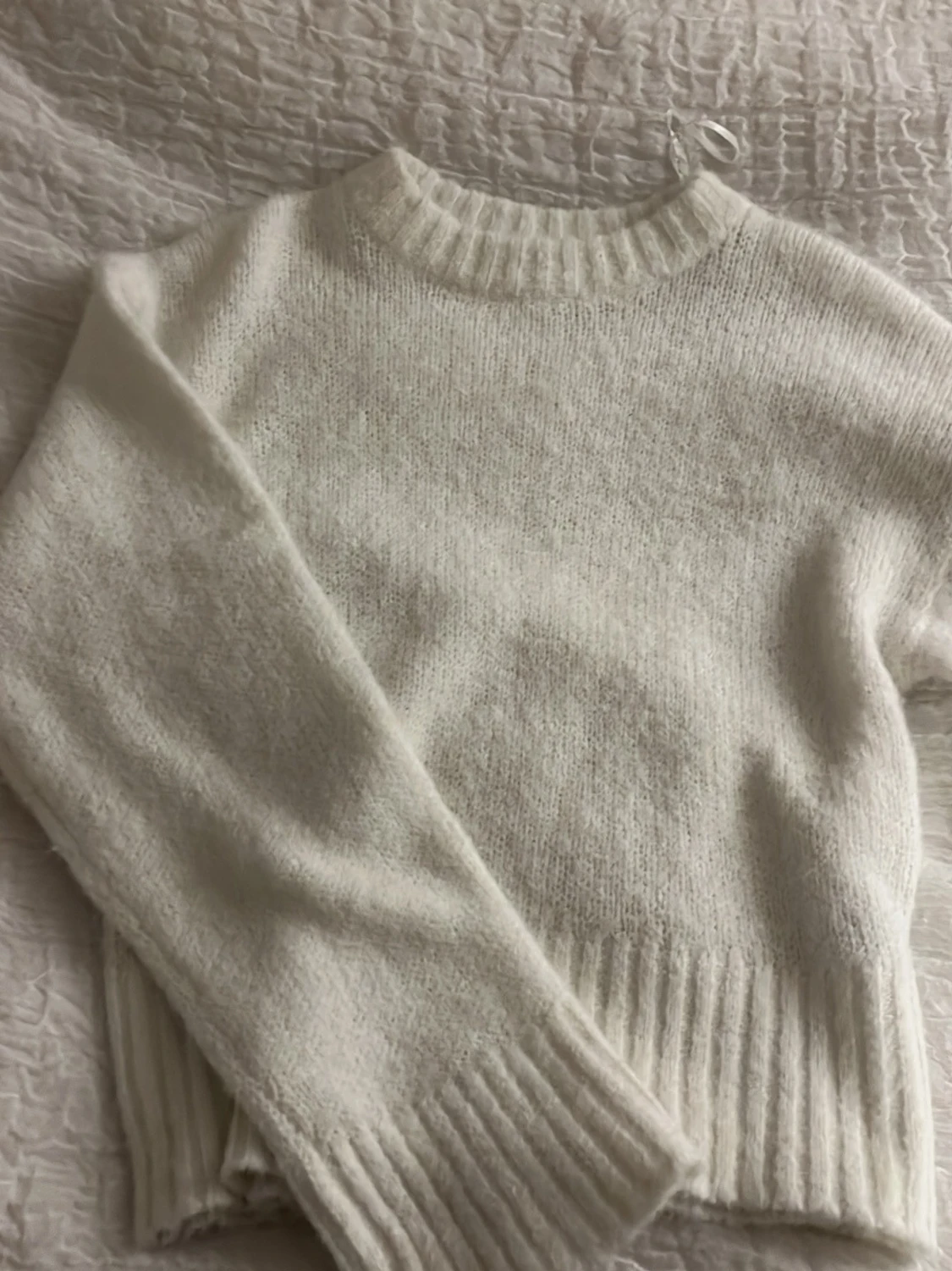 Vit oversized stickad tröja - 1