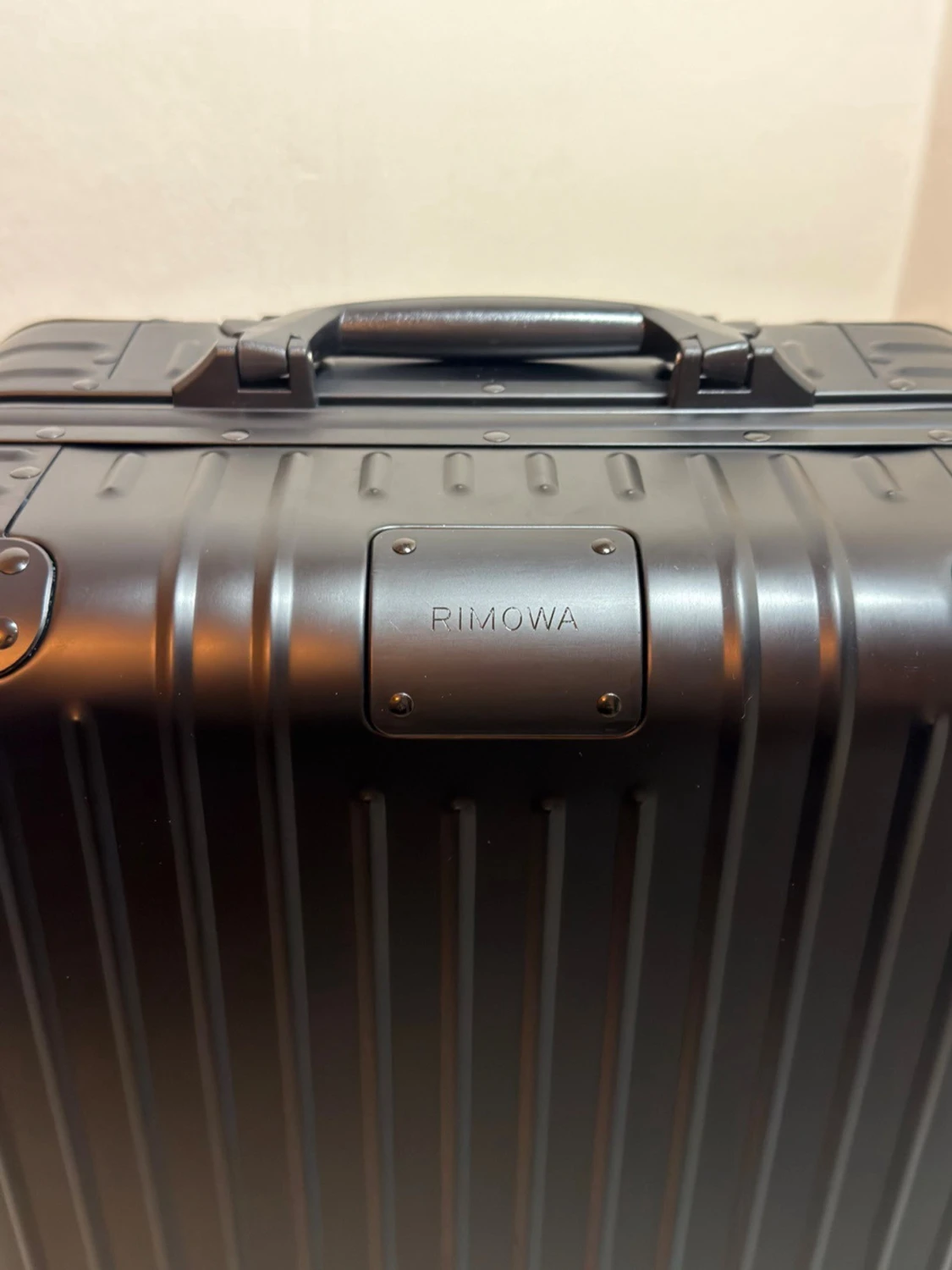 Rimowa cabin svart - helt ny  - 2