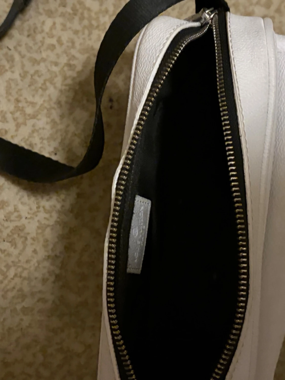 Vit axelväska klöver VL - 3