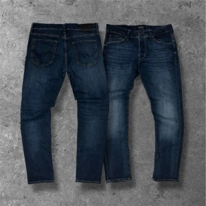 Jack & Jones jeans Slim/Glenn - Riktigt snygga marinblå jeans från Jack & Jones | W31 L30 | modell: Slim/Glenn | skick: 9/10 | Skriv vid minsta lilla fråga, pris kan diskuteras vid snabb affär 🤝