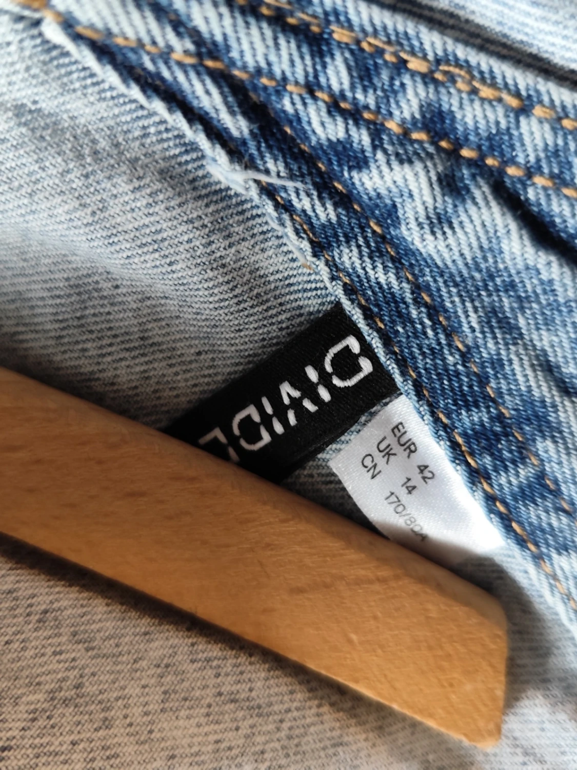 Mörkblå denim hängseljeans stl 42 - 3