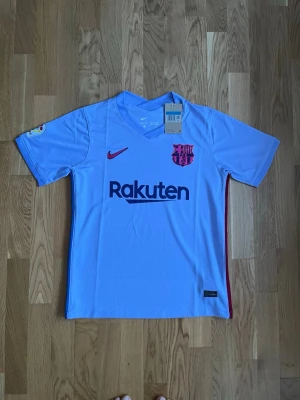 Barcelona fotbollströja  - 2022 säsong oanvänd 
