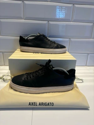 Arigato  - Arigato clean 90 | Nypris 3000kr | Storlek 44