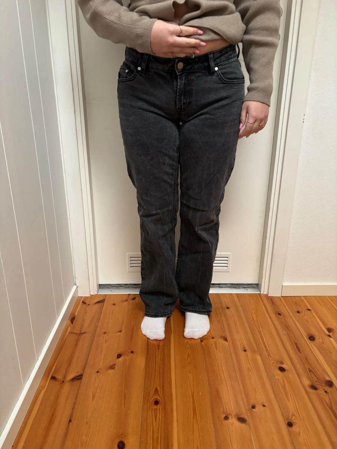 svart/gråa jeans  - 1