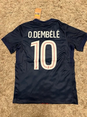 Dembele psg tröja small - Size small Autograf  av fotbollscluchen medföljer såklart