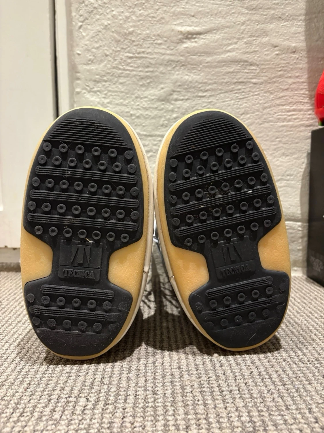 Silvriga Moon Boots med snörning - 2