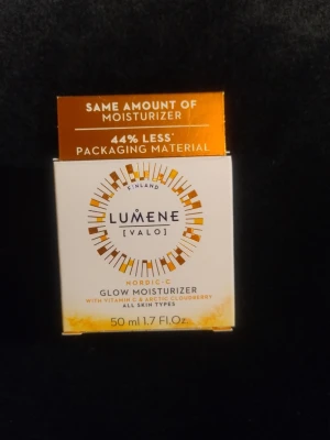 Lumene Nordic C Glow Moisturizer dagkräm 50ml - Ny och oöppnad dagkräm från Lumene. Vegansk.