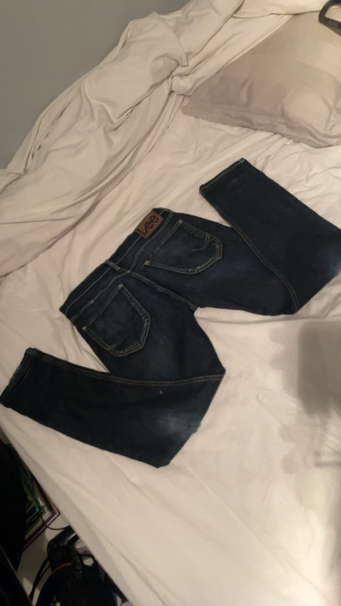 Mörkblå slim fit jeans från Lee - 2