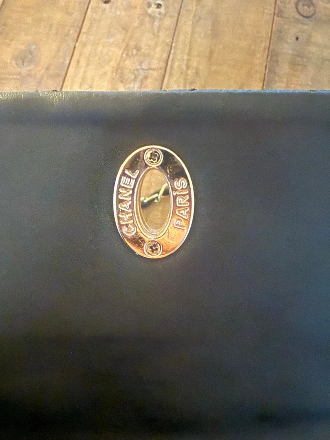 Svart Chanel quiltad handväska - 3