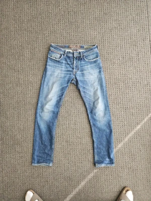 Jacob Cohën 688 limited 034/066 - Riktigt sällsynta jeans då det endast finns 66 exemplar i världen. Handgjorda i Italien i japanskt denim. 9/10 skick. Strlk: 33 (längd 107cm midja 43cm. Mer bilder kan fås vid fråga!🤩✌️