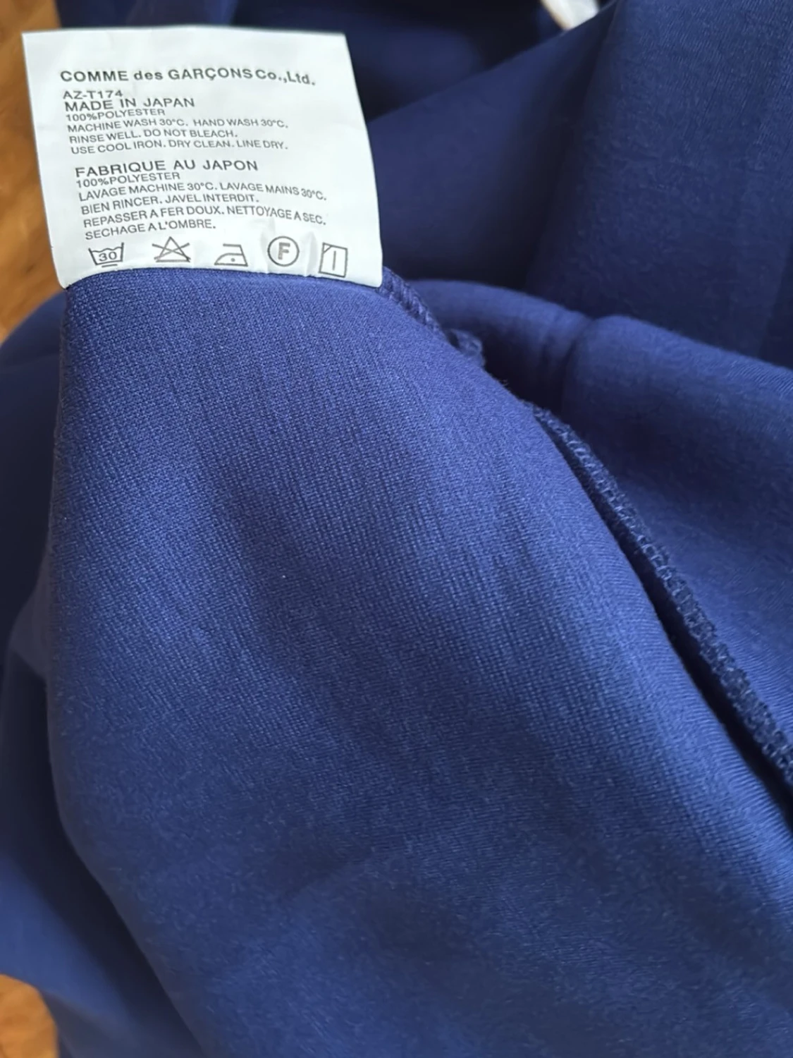 Blå hoodie från Comme des Garçons Play - 3