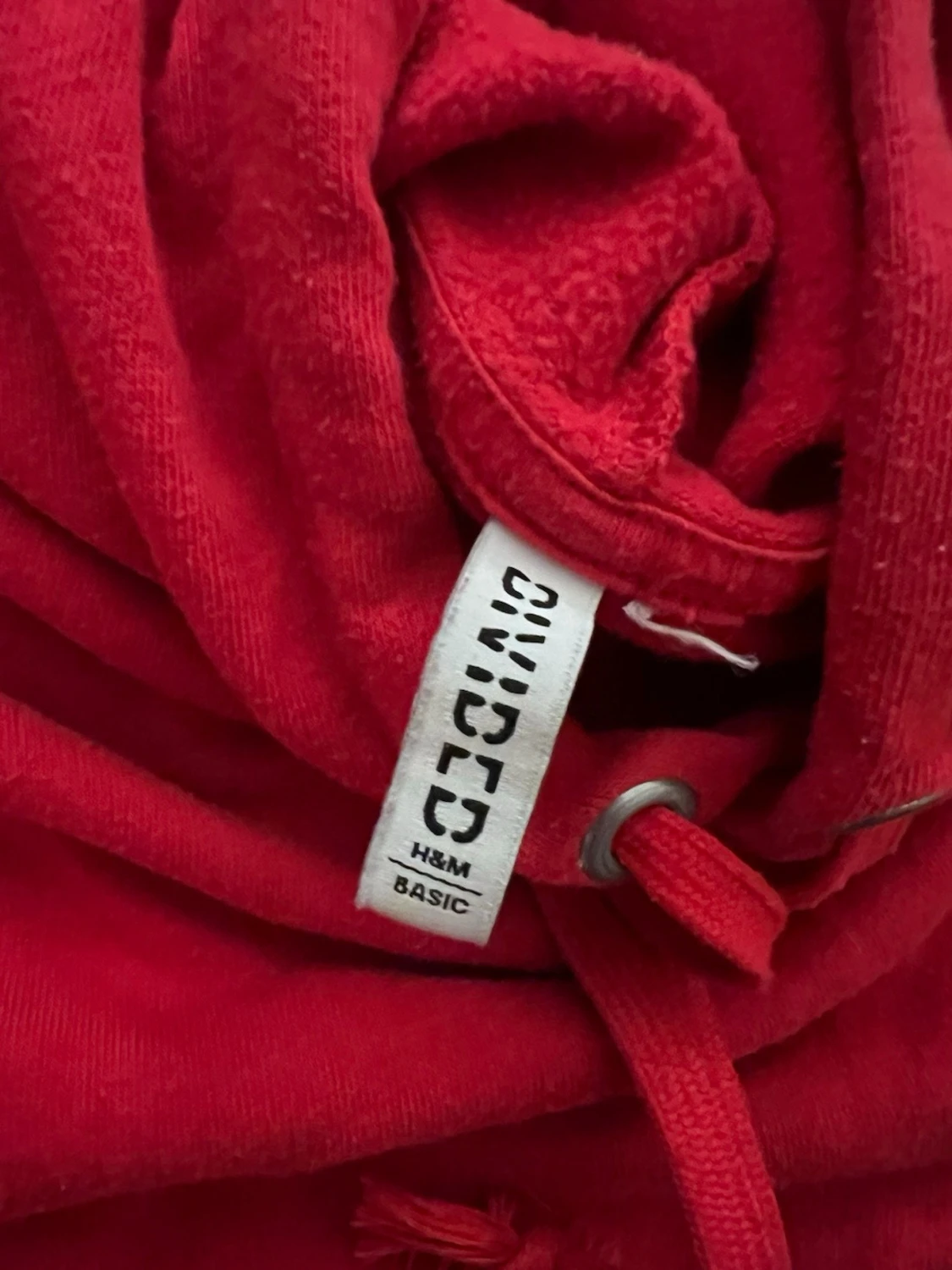 Röd hoodie från H&M Divided - 1