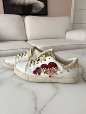 Kurt Geiger sneakers - jättecoola Kurt Geiger sneakers köpta i London